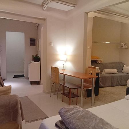 Filopappou Decent Apartment أثينا المظهر الخارجي الصورة